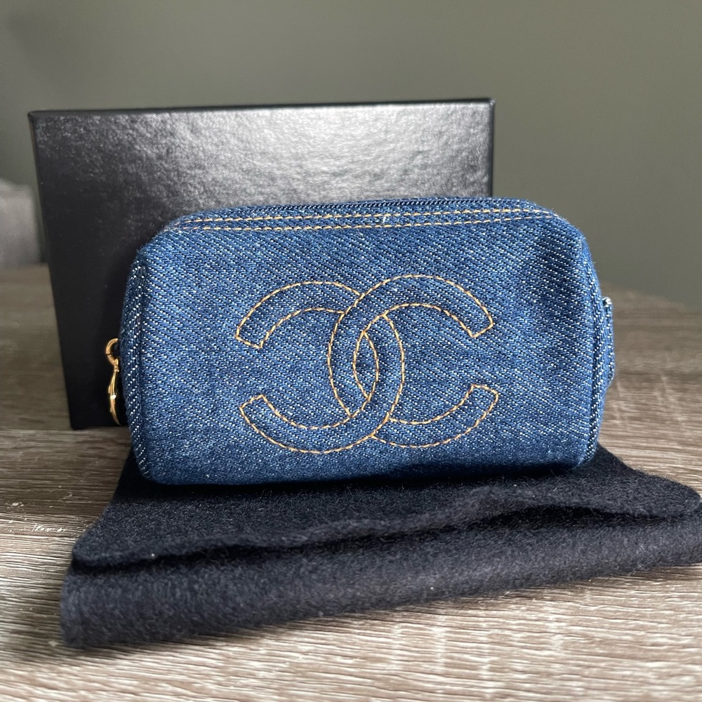 Vintage Chanel Denim CC Round Coin Pouch